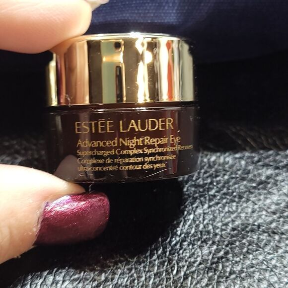 New Estée Lauder Advances Night Repair 5 pc Kit - Picture 9 of 9